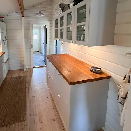 Family Summer House Near Plantation And Beaches *