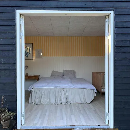 Family Summer House Near Plantation And Beaches * Højby