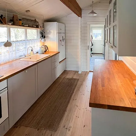 Family Summer House Near Plantation And Beaches Højby