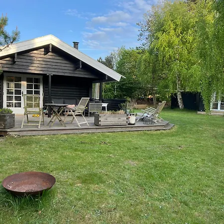 Casa vacanze Family Summer House Near Plantation And Beaches Højby