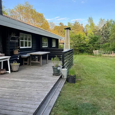 Family Summer House Near Plantation And Beaches * Højby